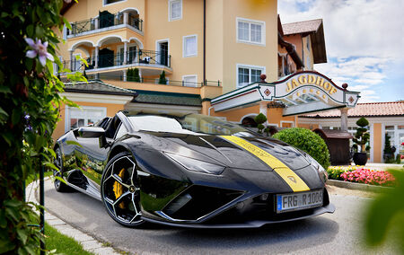 Den Lamborghini Huracán Spyder als Mietwagen für eine Spritztour im Urlaub buchen